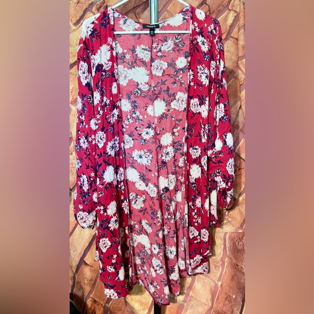 Torrid 3 or 4 kimono